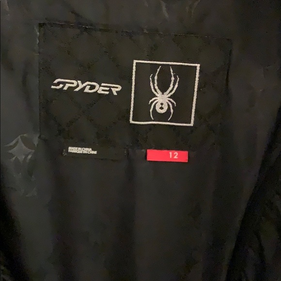Women’s size 12 spyder ski jacket - Picture 2 of 4
